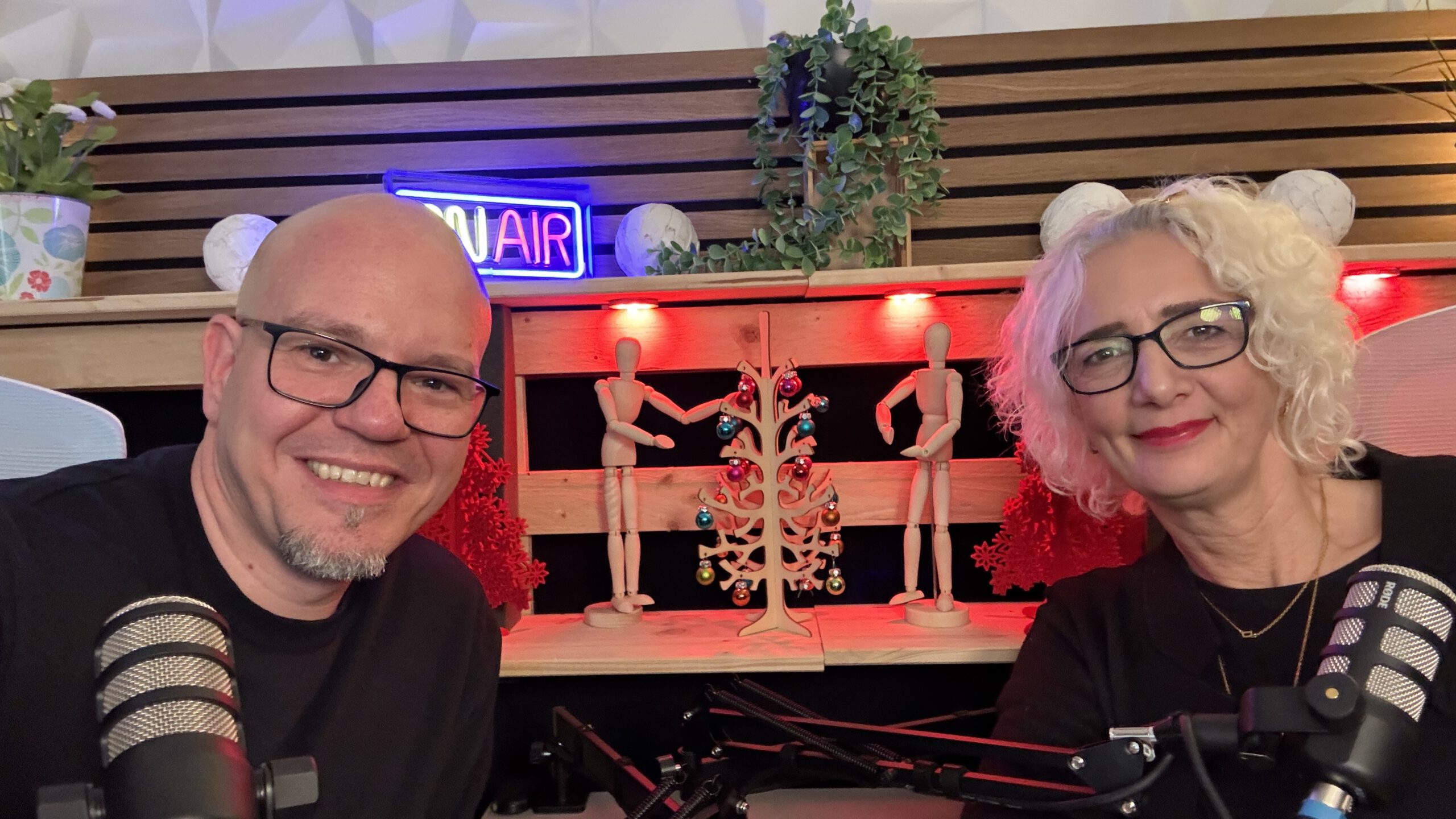 Didar Dündar und Jens Henseleit Mein Pflege-Cafe Podcast 2025